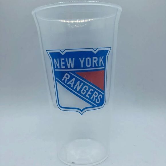 𝅺2 x $10.00 New York Rangers Collective cup - Picture 1 of 1